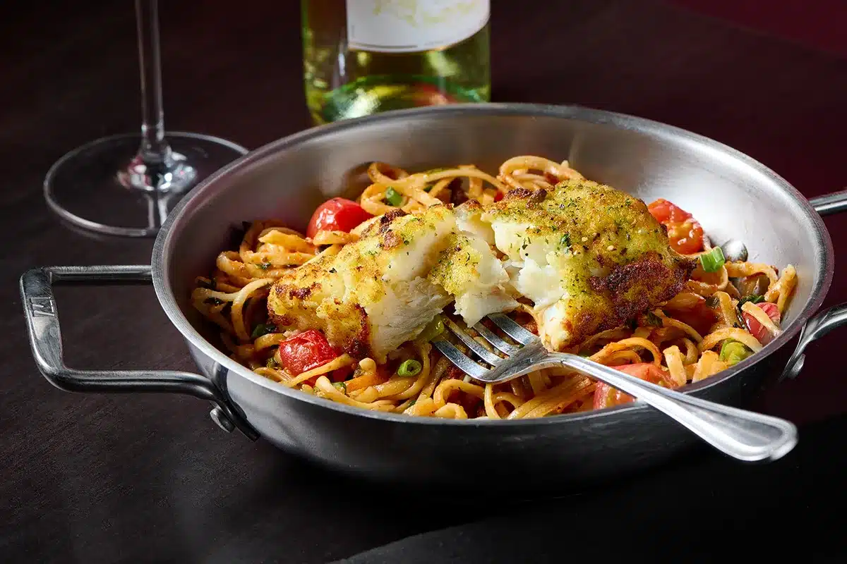 Morue en croûte PACINI Morue en croûte dorée servie chez PACINI